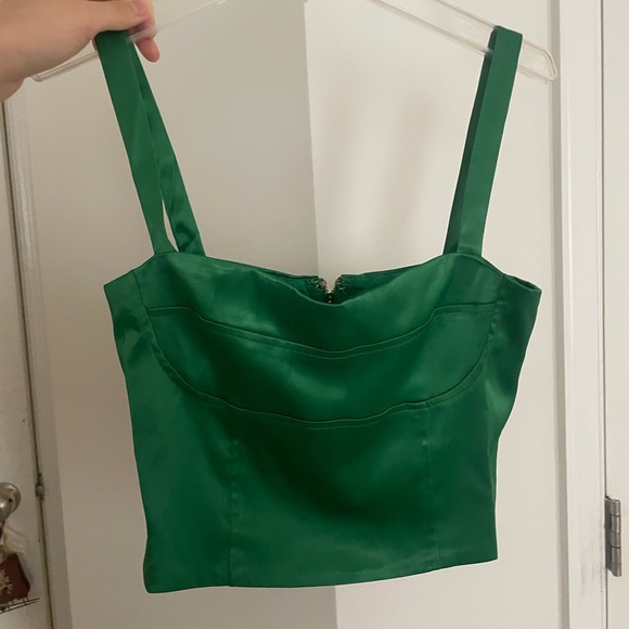 Superdown green crop top from revolve - Picture 4 of 4